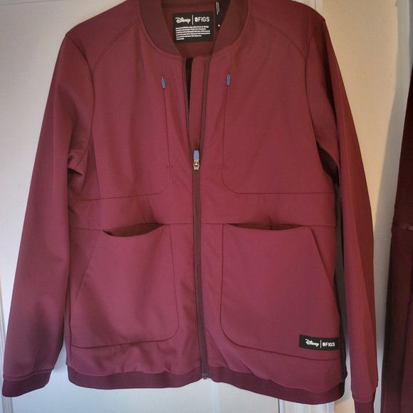 FIGS DISNEY LIMITED EDITION DISNEY BURGUNDY - Picture 11 of 13